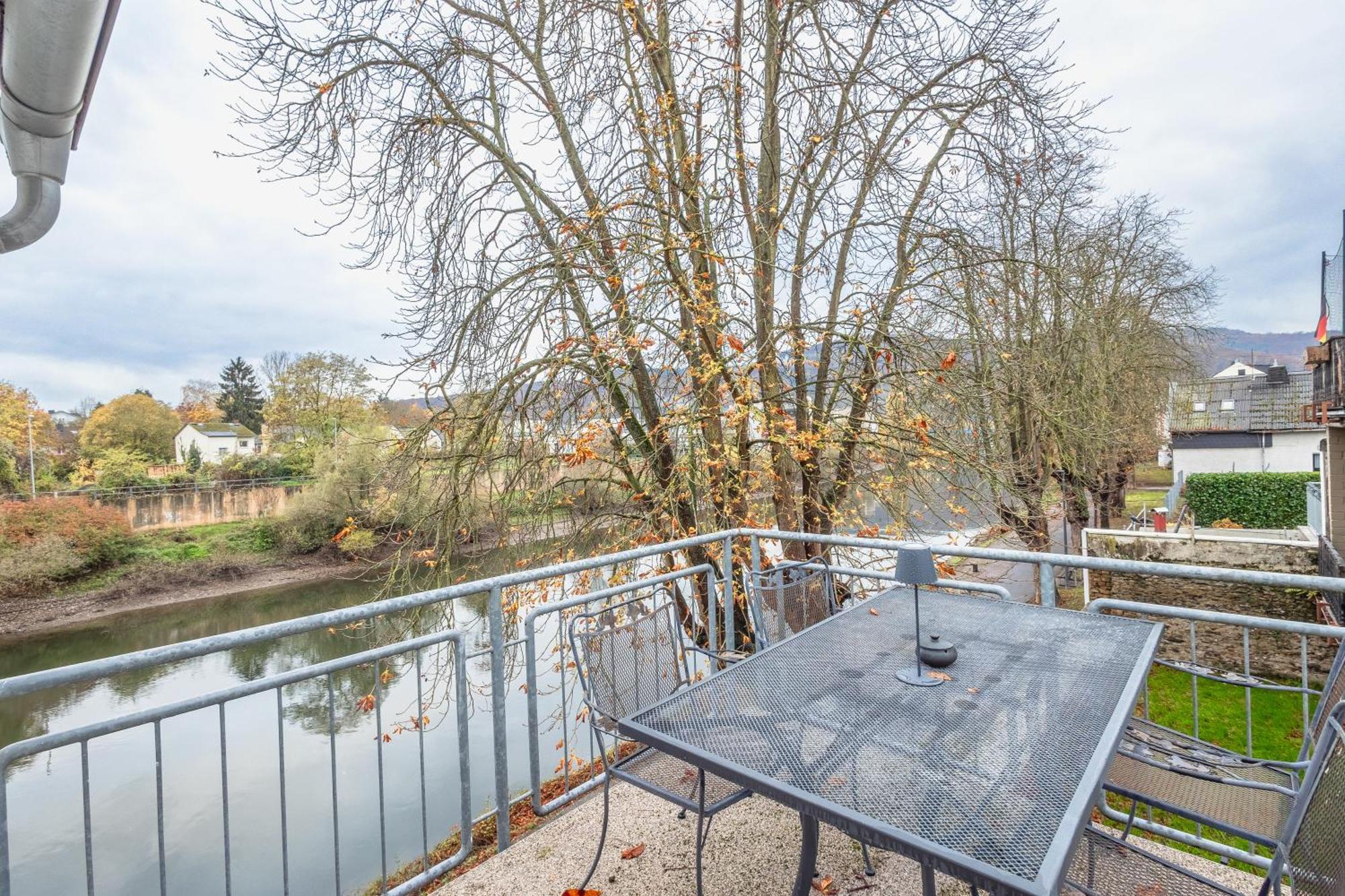 Burgblick App8 Bleser Appartements Lahnstein Luaran gambar